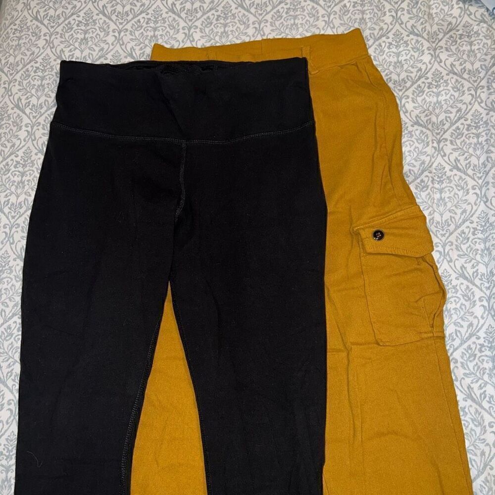 2 pants black skinny leggings yellow cargo pants bundle set size M